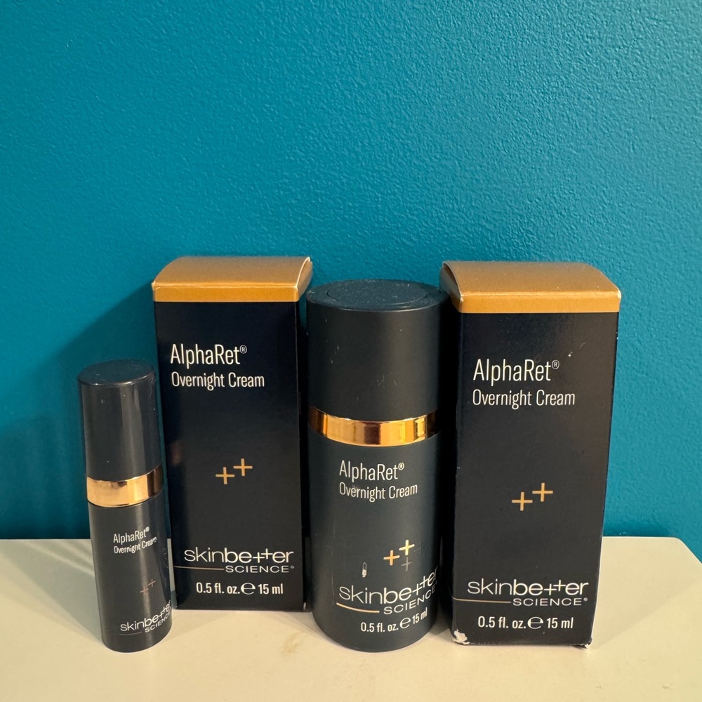 Skinbetter Science AlphaRet Overnight Cream - Black and Gold